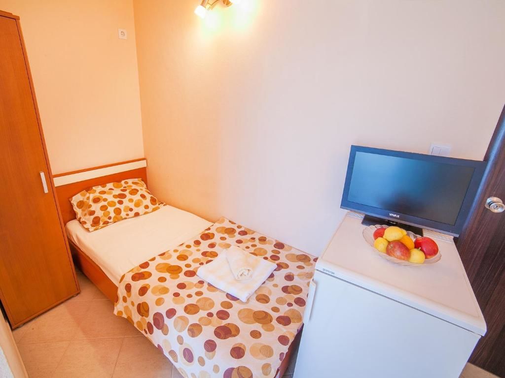 Гостевой дом Rooms Nada Тиват-36