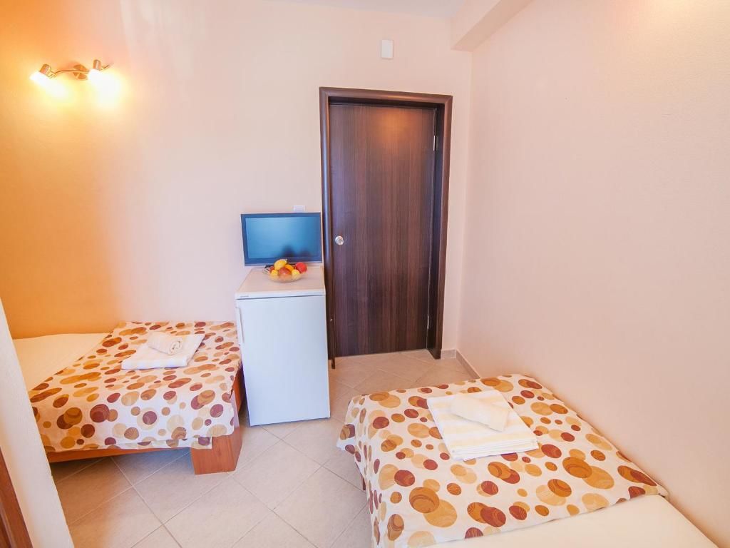 Гостевой дом Rooms Nada Тиват-39